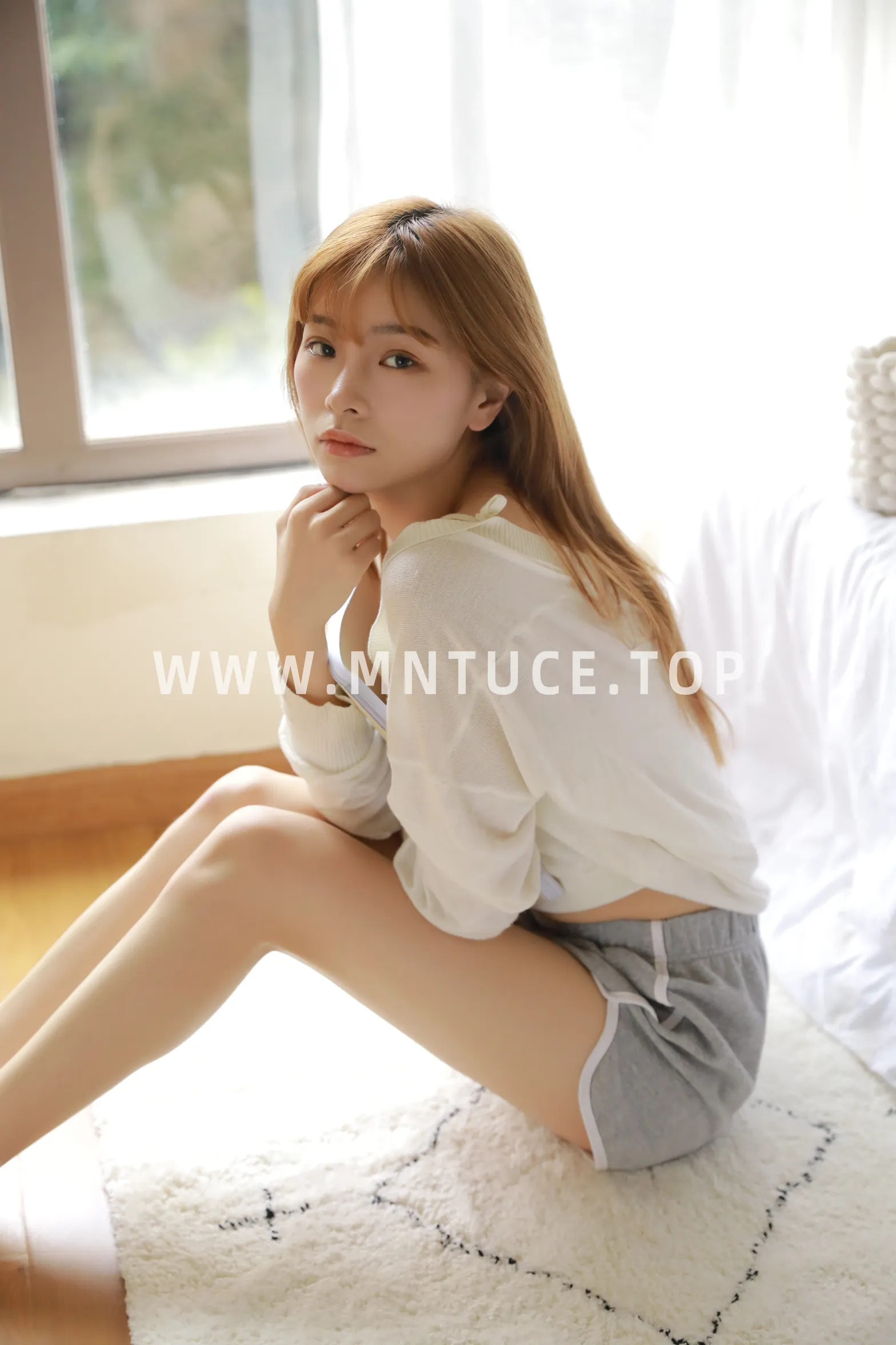 [YITUYU] 2022.12.07 Vol.2618 – Home Photos peach fish#[35P]-8