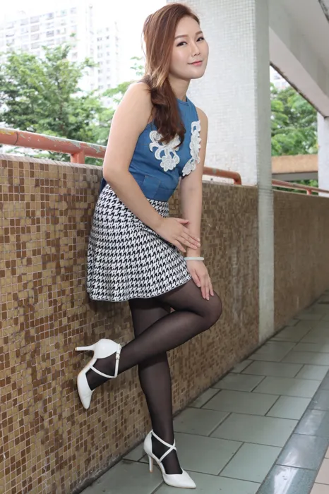 [Mzsock] NO.065 Erika black stockings high heels beautiful legs outdoor shot street photography#[106P]-1