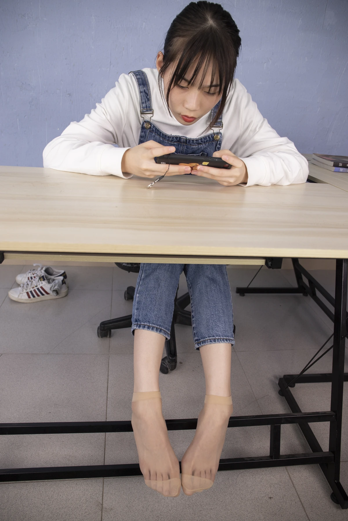 [Mzsock] NO.033 Beauty Xiaoyun shows off her beautiful feet in the office, her big feet are so beautiful Southern football skills#[107P]-10