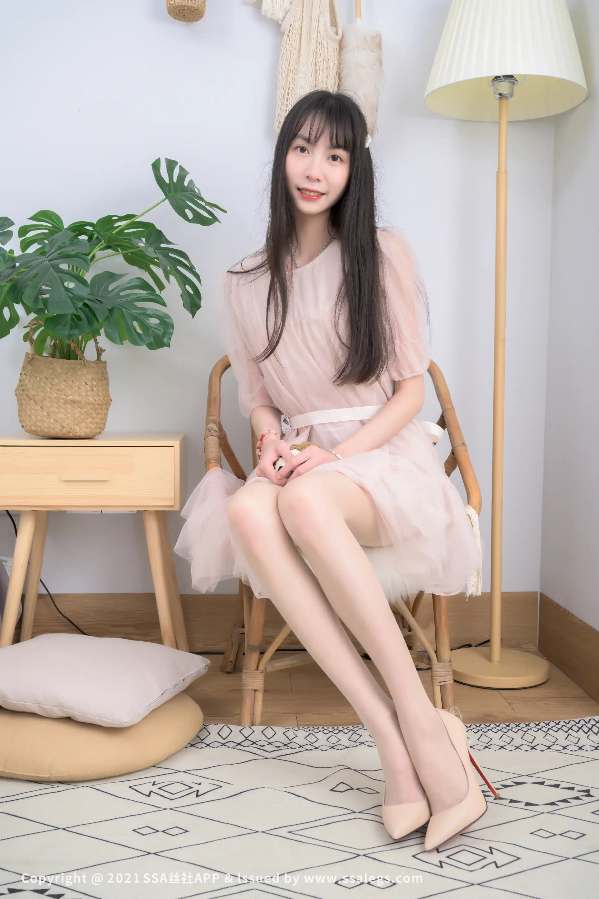 [Mzsock] NO.764 Model’s flesh-colored shiny crotchless stockings (Part 1) silk club#[124P]-2