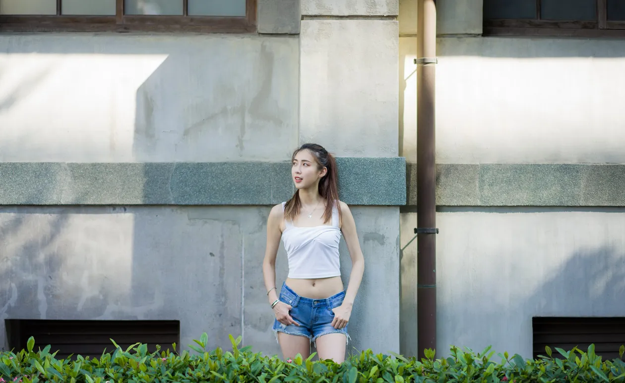 [Mzsock] NO.186 Jin Yunqiao’s midriff-revealing denim shorts cool and beautiful legs street photography#[47P]-9