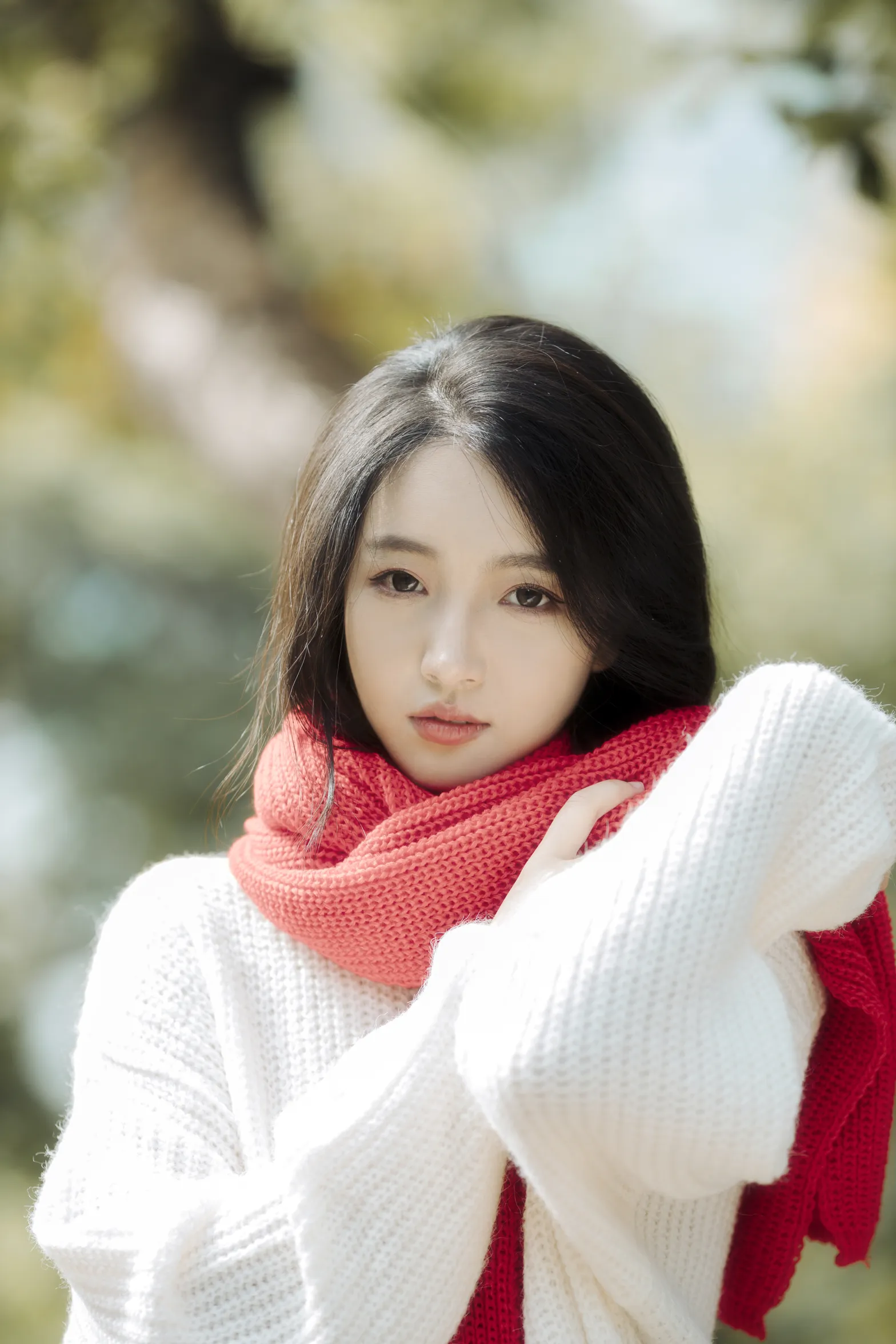 [YITUYU] 2022.12.05 Vol.2604 – Red Warm Winter ghost beard#[46P]-2