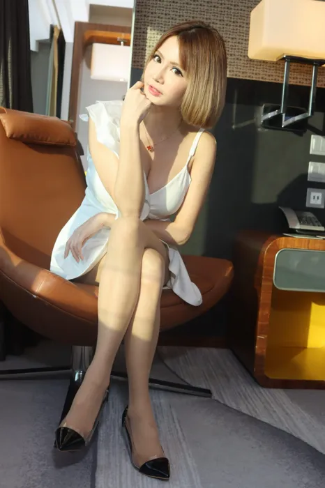 [Mzsock] NO.092 Memi white short dress high heels beautiful legs outdoor shot street photography#[95P]-1