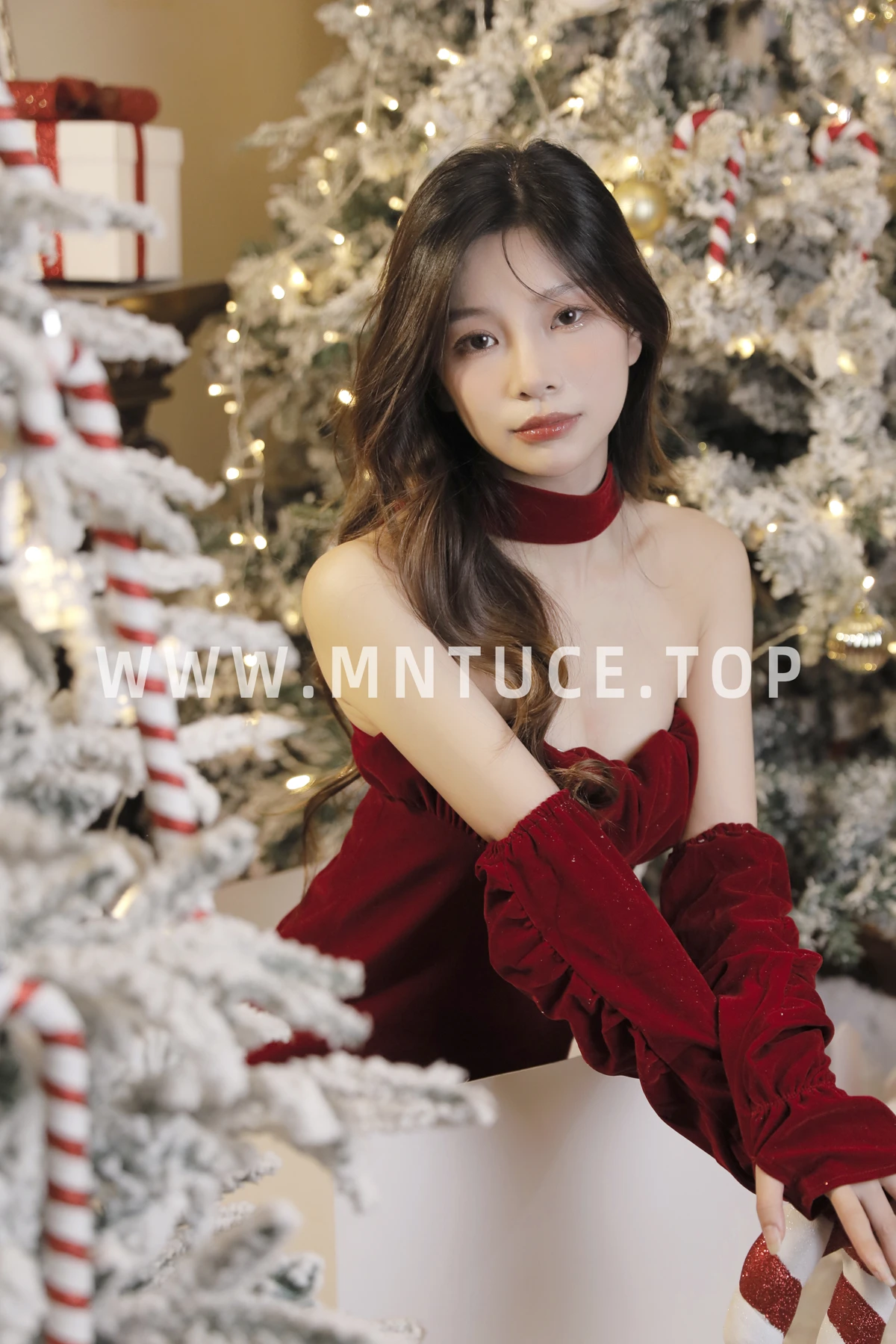 [YITUYU] 2022.12.26 Vol.2765 – Christmas Gift peach fish#[23P]-3