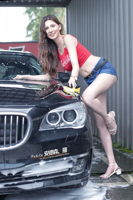 [Mzsock] NO.111 Cai Yixin car wash party, high heels and beautiful legs outdoor shot street photography#[44P]-4