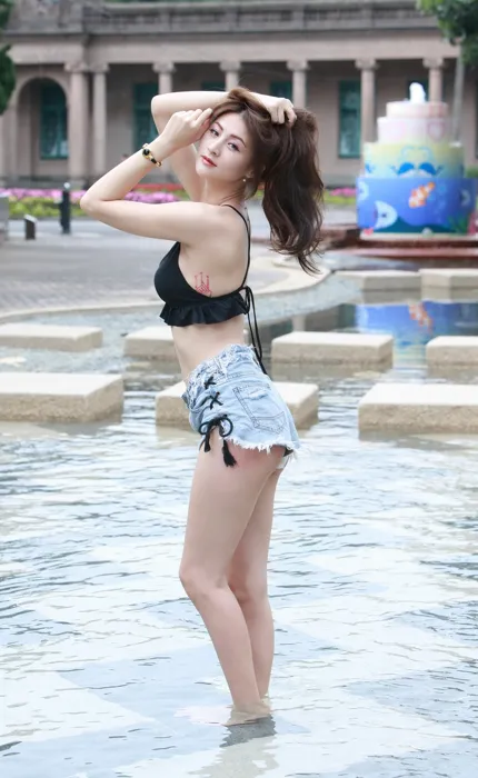 [Mzsock] NO.087 Lola belly-revealing denim shorts, high heels and beautiful legs, outdoor shot street photography#[106P]-3