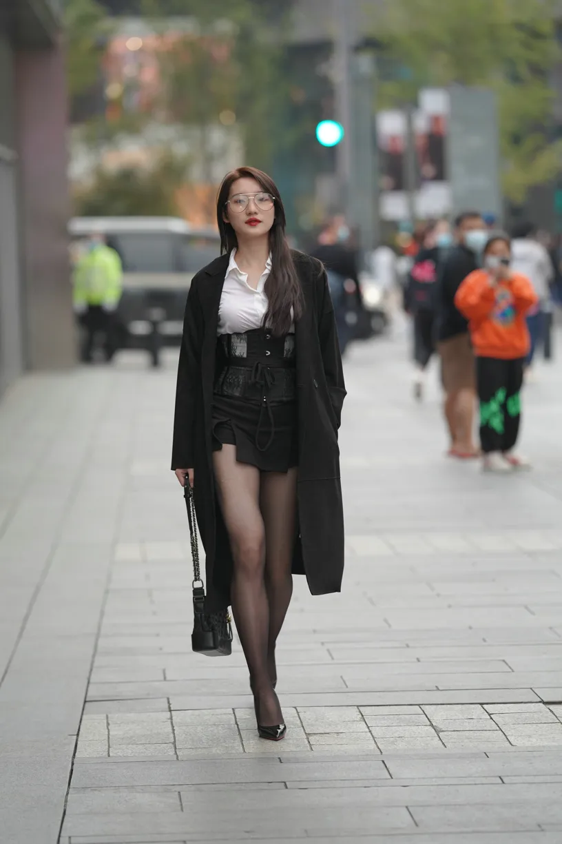 [Mzsock] NO.160 Long legs in black stockings street photography#[105P]-1