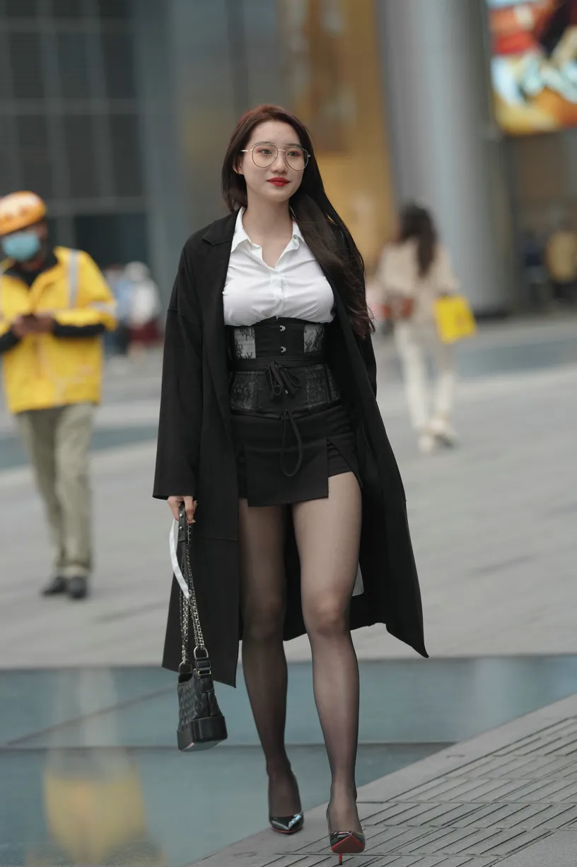 [Mzsock] NO.160 Long legs in black stockings street photography#[105P]-2