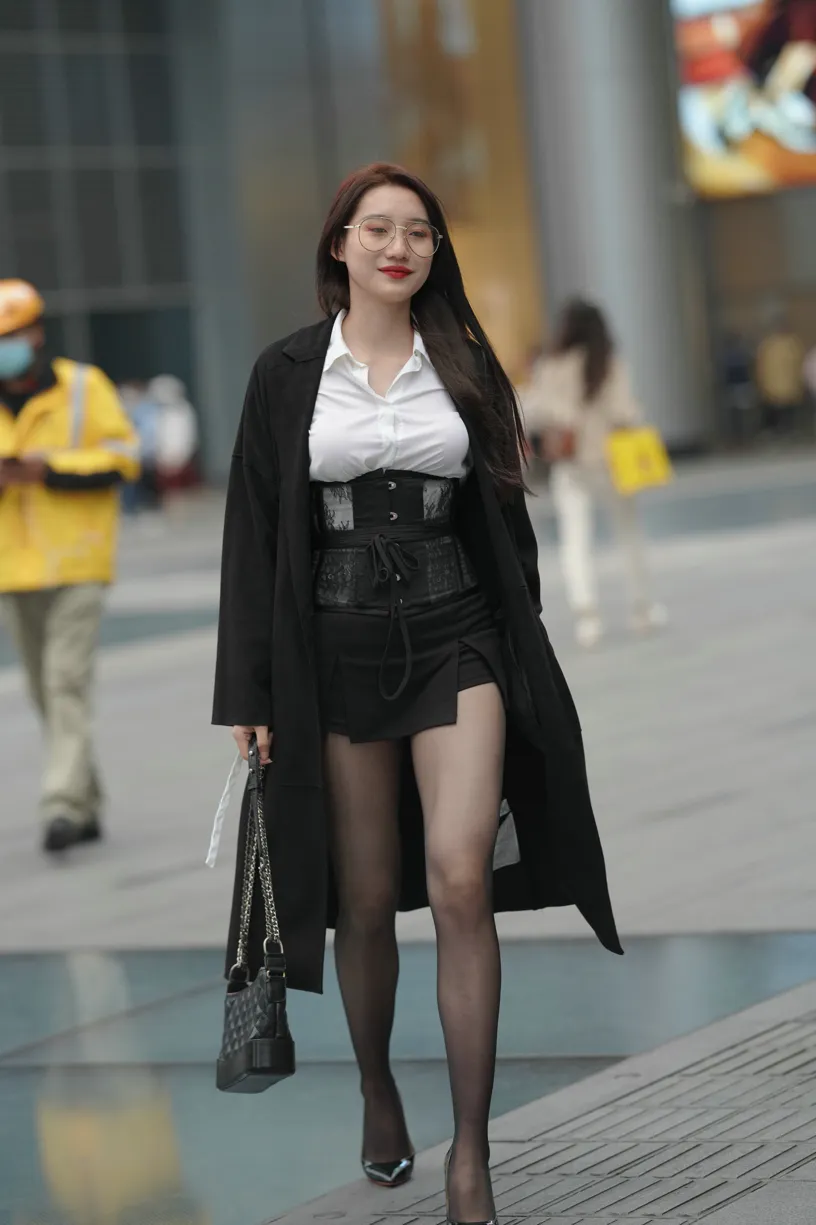 [Mzsock] NO.160 Long legs in black stockings street photography#[105P]-3