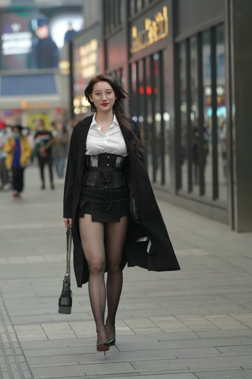 [Mzsock] NO.160 Long legs in black stockings street photography#[105P]-3