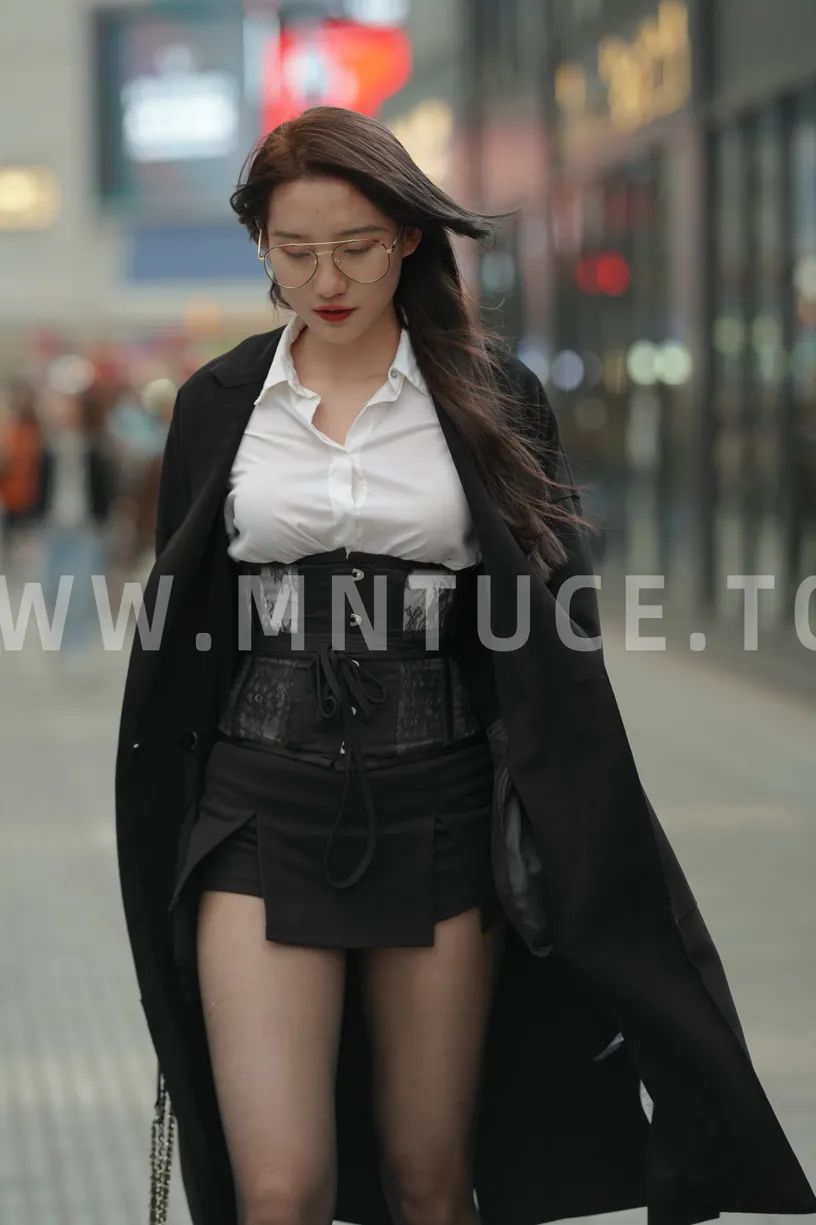 [Mzsock] NO.160 Long legs in black stockings street photography#[105P]-10