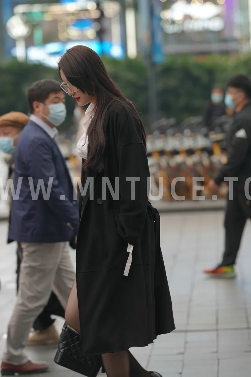 [Mzsock] NO.160 Long legs in black stockings street photography#[105P]-5