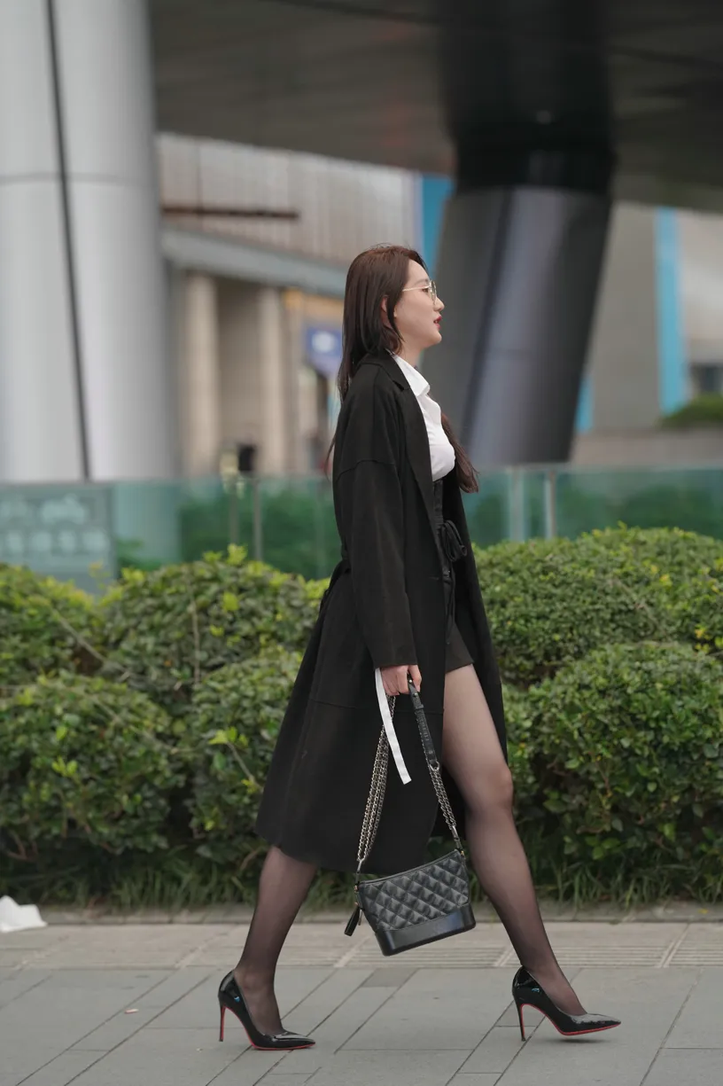 [Mzsock] NO.160 Long legs in black stockings street photography#[105P]-8