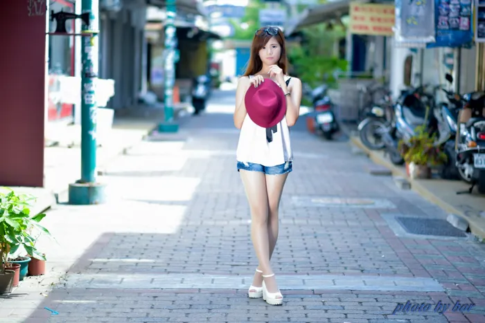 [Mzsock] NO.061 Fang Weizhen denim shorts stockings high heels beautiful legs outdoor shot street photography#[73P]-10