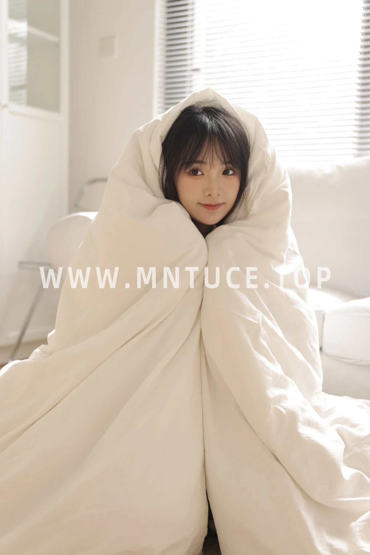 [YITUYU] 2022.12.19 Vol.2711 – White Lily cub w#[31P]-5