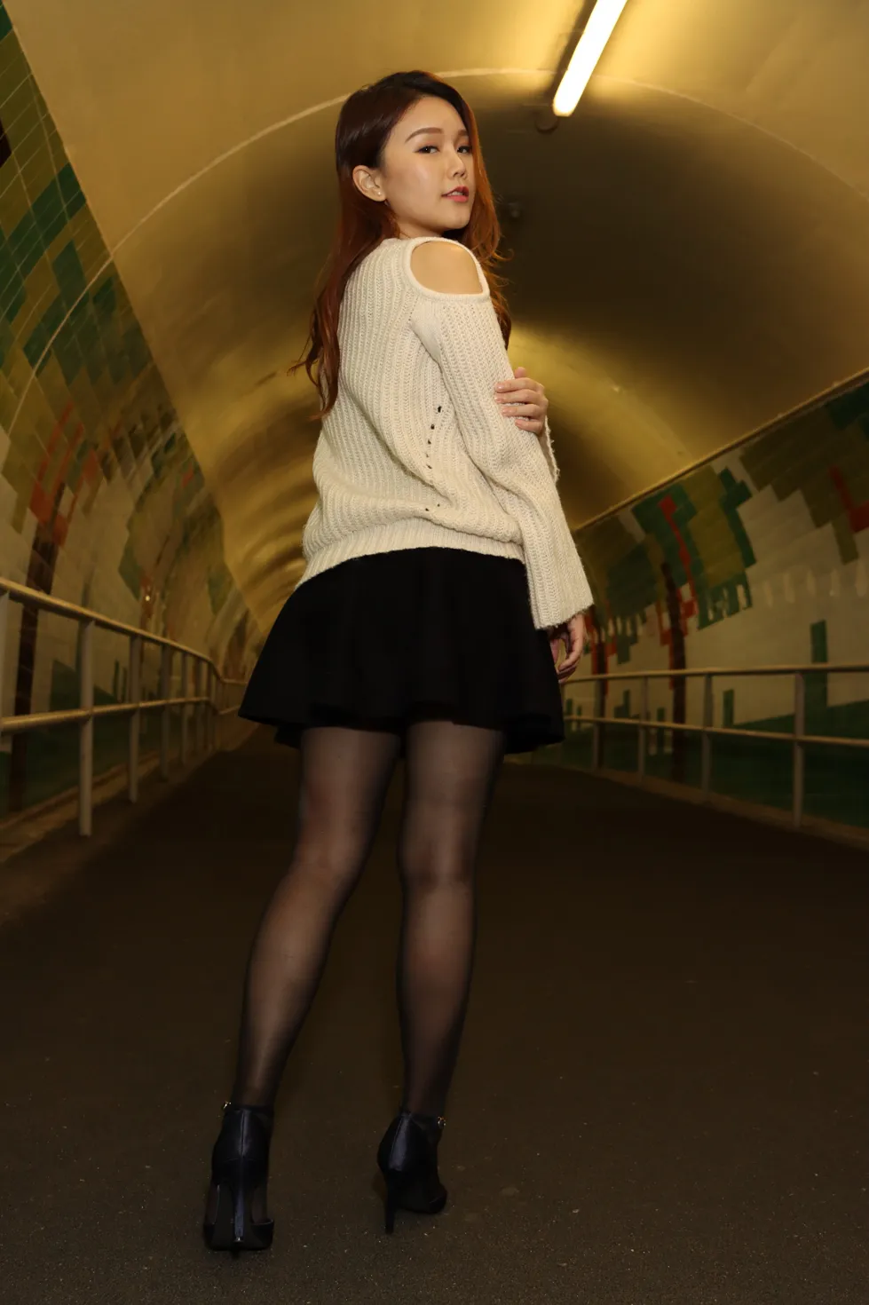 [Mzsock] NO.099 Erika short skirt black silk high heels beautiful legs street photography#[106P]-2