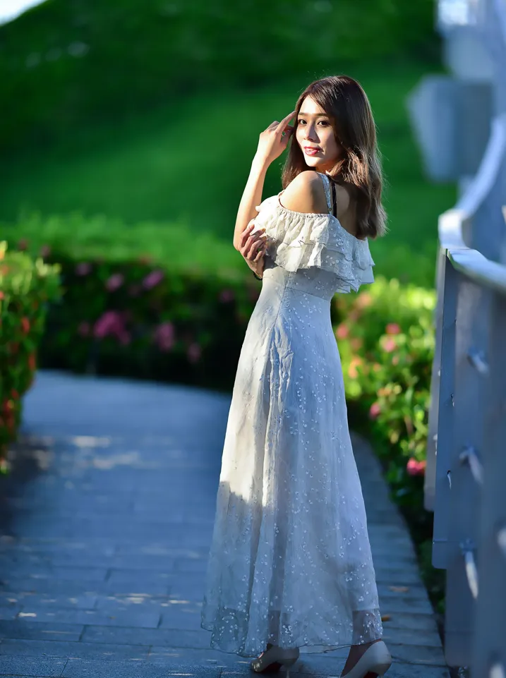 [Mzsock] NO.200 vivi Cao Yuanyuan suspender high-slit long skirt with high heels and beautiful legs street photography#[105P]-4