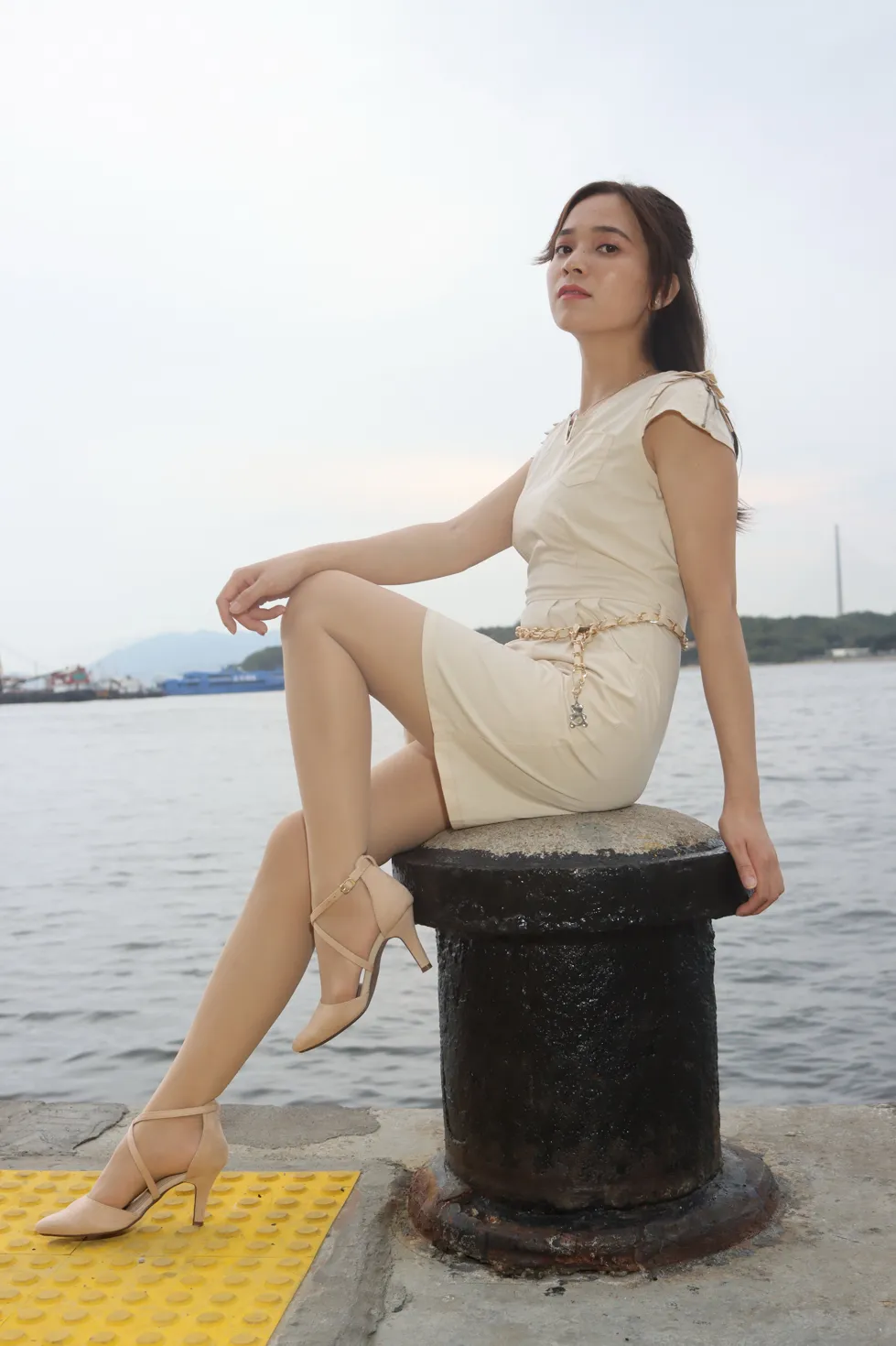 [Mzsock] NO.107 Vency Shen beige dress stockings high heels beautiful legs street photography#[70P]-9