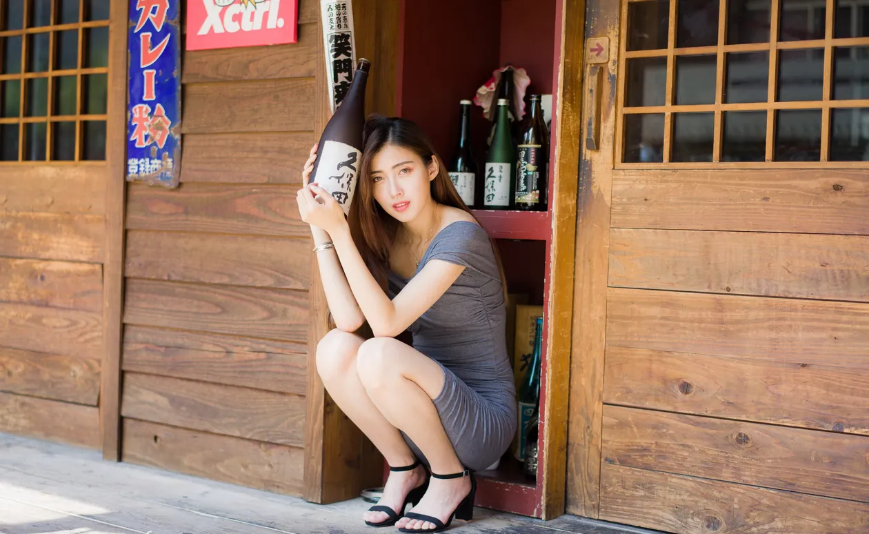 [Mzsock] NO.207 Kim Yun Kyo off-shoulder dress and short skirt with high legs street photography#[54P]-4