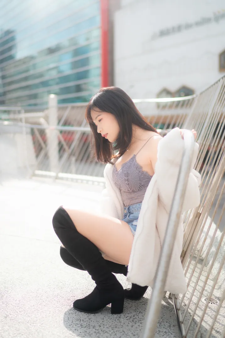 [Mzsock] NO.215 YoYo denim shorts and boots street photography#[105P]-6