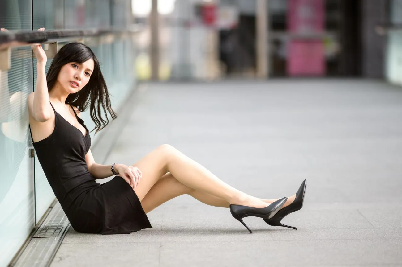 [Mzsock] NO.226 Bao Stockings and High Heels Beautiful Legs Outdoor Shot 2 street photography#[99P]-2