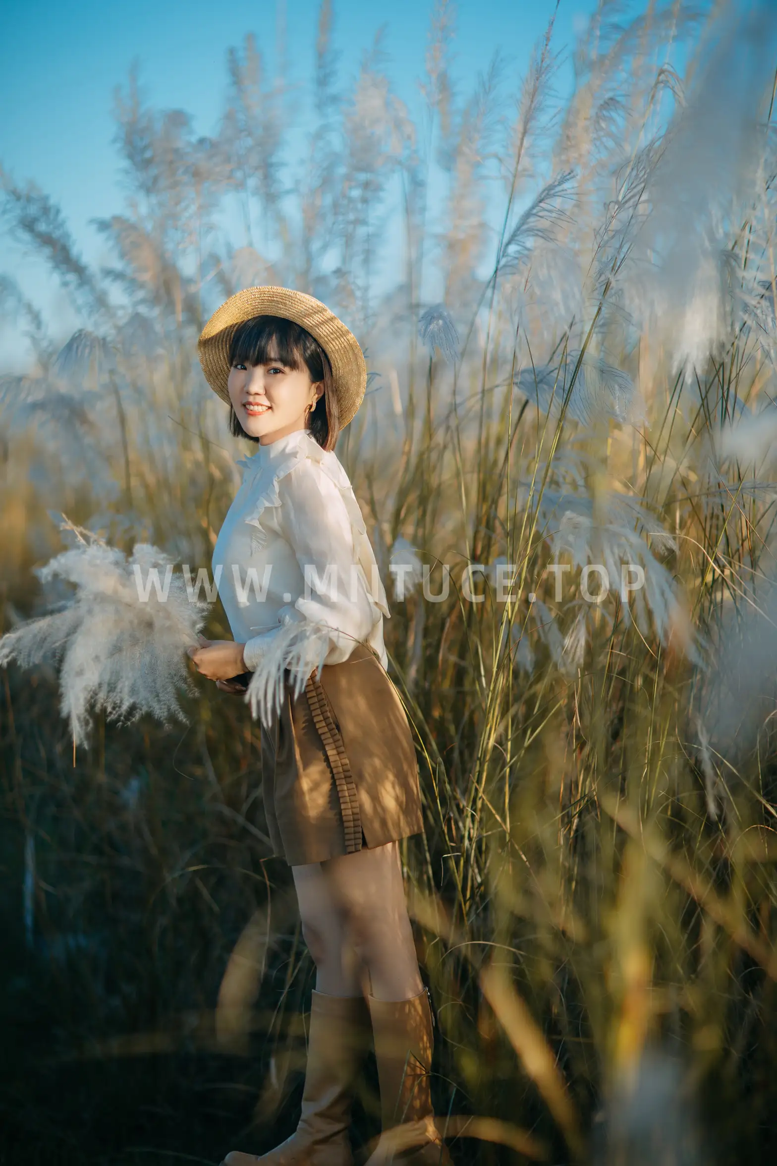 [YITUYU] 2022.09.04 Vol.1868 – Reeds in Autumn Dongqin#[25P]-8