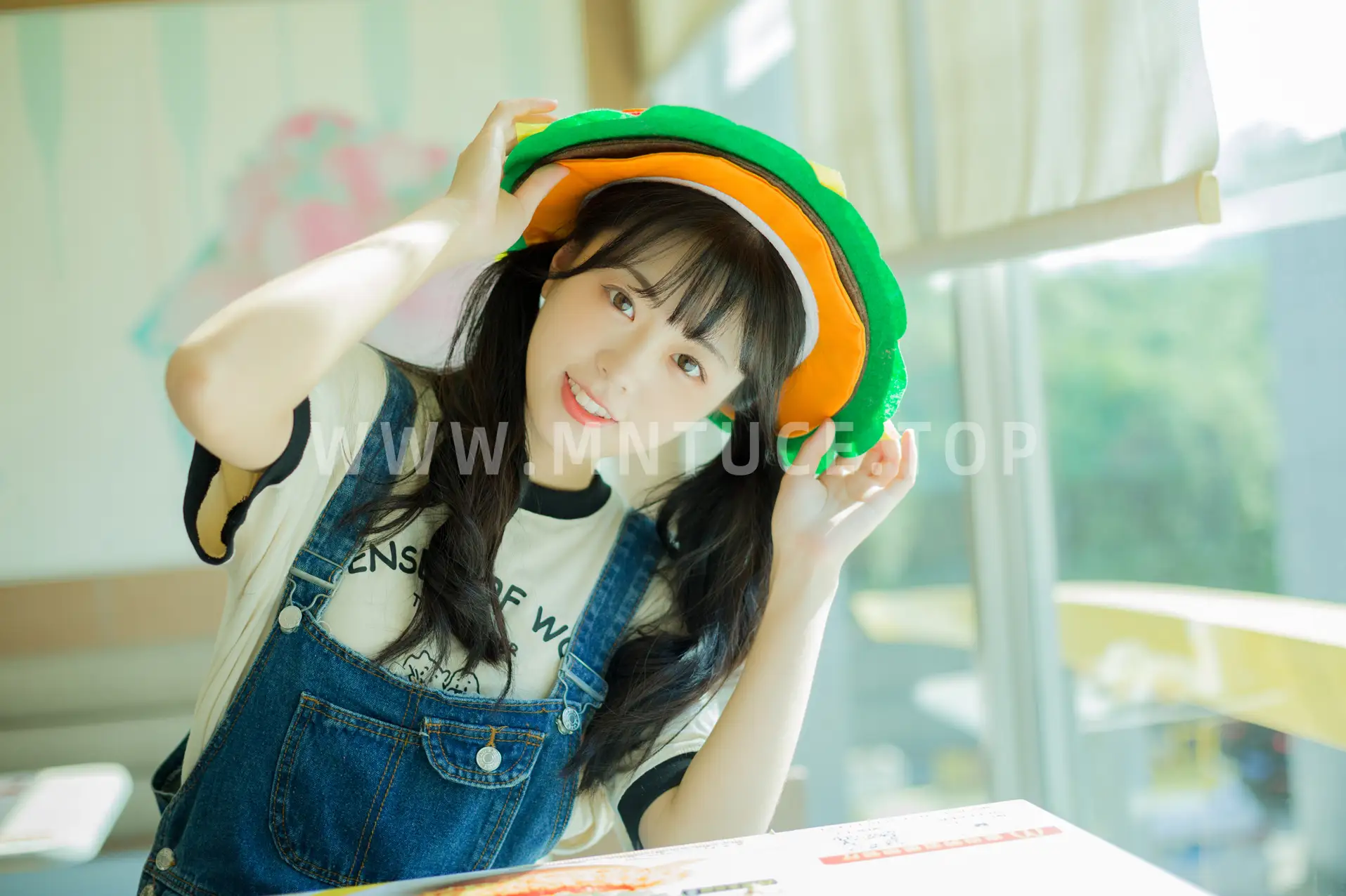 [YITUYU] 2022.08.31 Vol.1835 - Today I am a cute burger Cute bubbles#[36P]-6