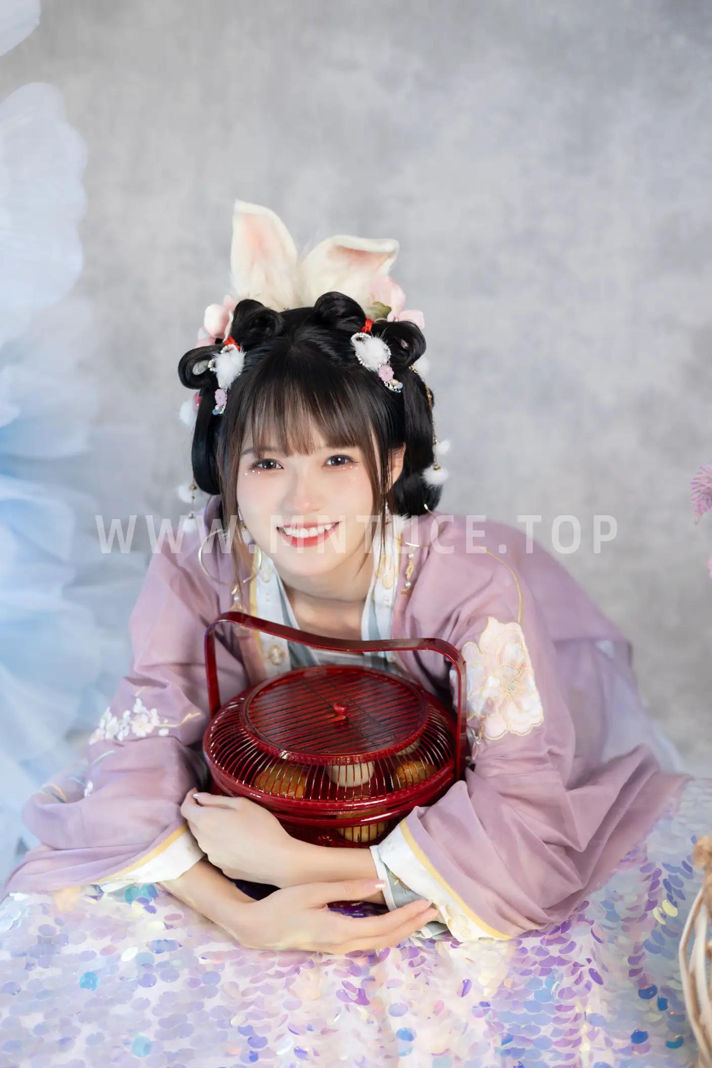 [YITUYU] 2022.06.15 Vol.1192 – Jade Rabbit and Chang’e Two plus six#[42P]-8