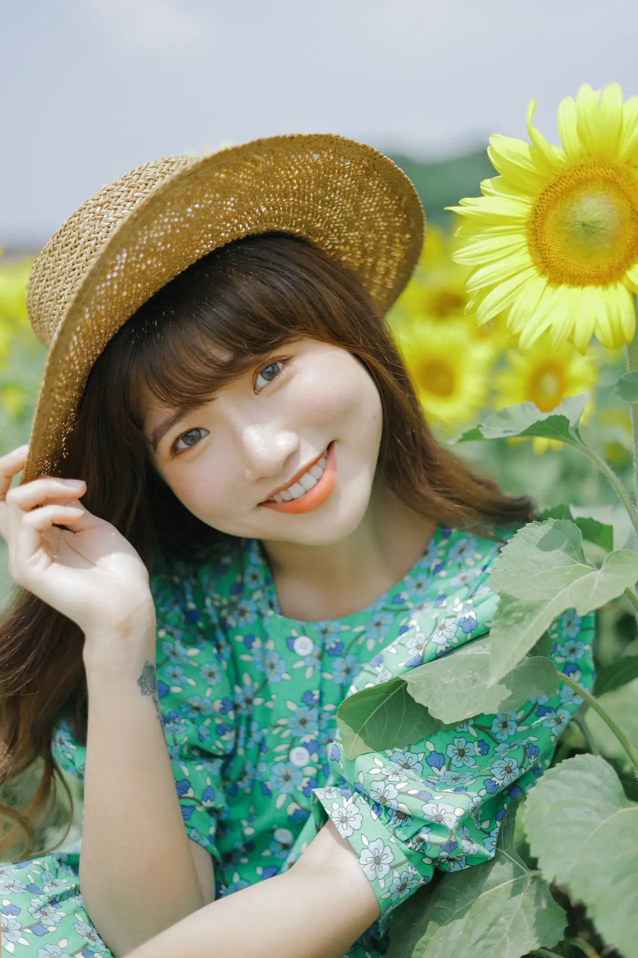 [YITUYU] 2022.07.12 Vol.1458 – Sunflower Summer Fatty Blue-#[33P]-5