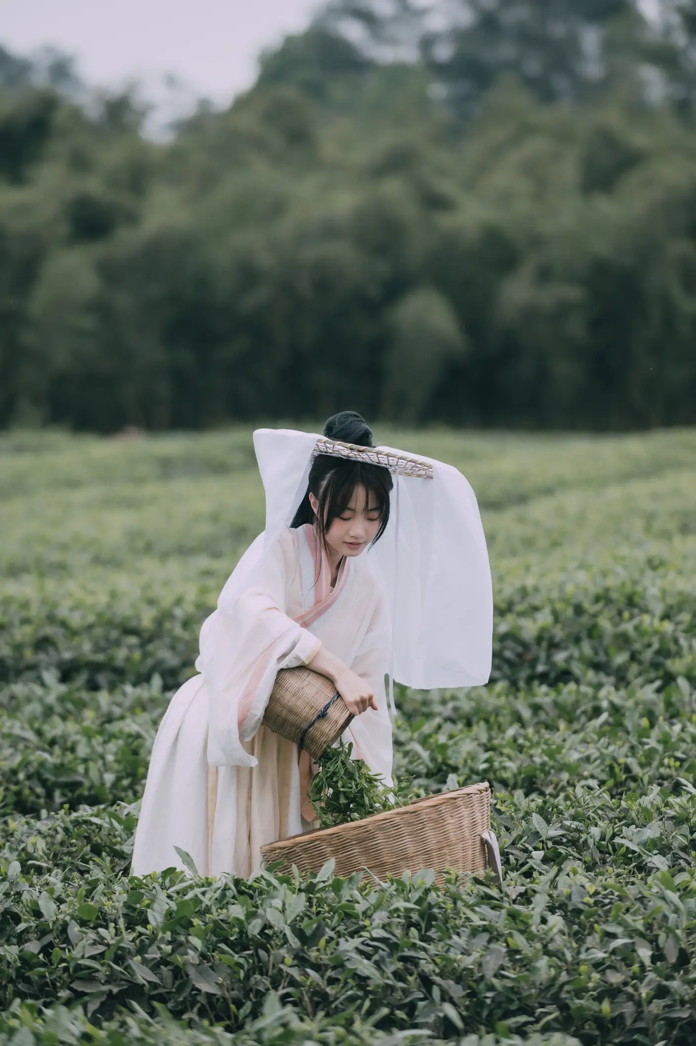 [YITUYU] 2022.05.12 Vol.855 – Tea picking under the east fence Eat for free#[20P]-8