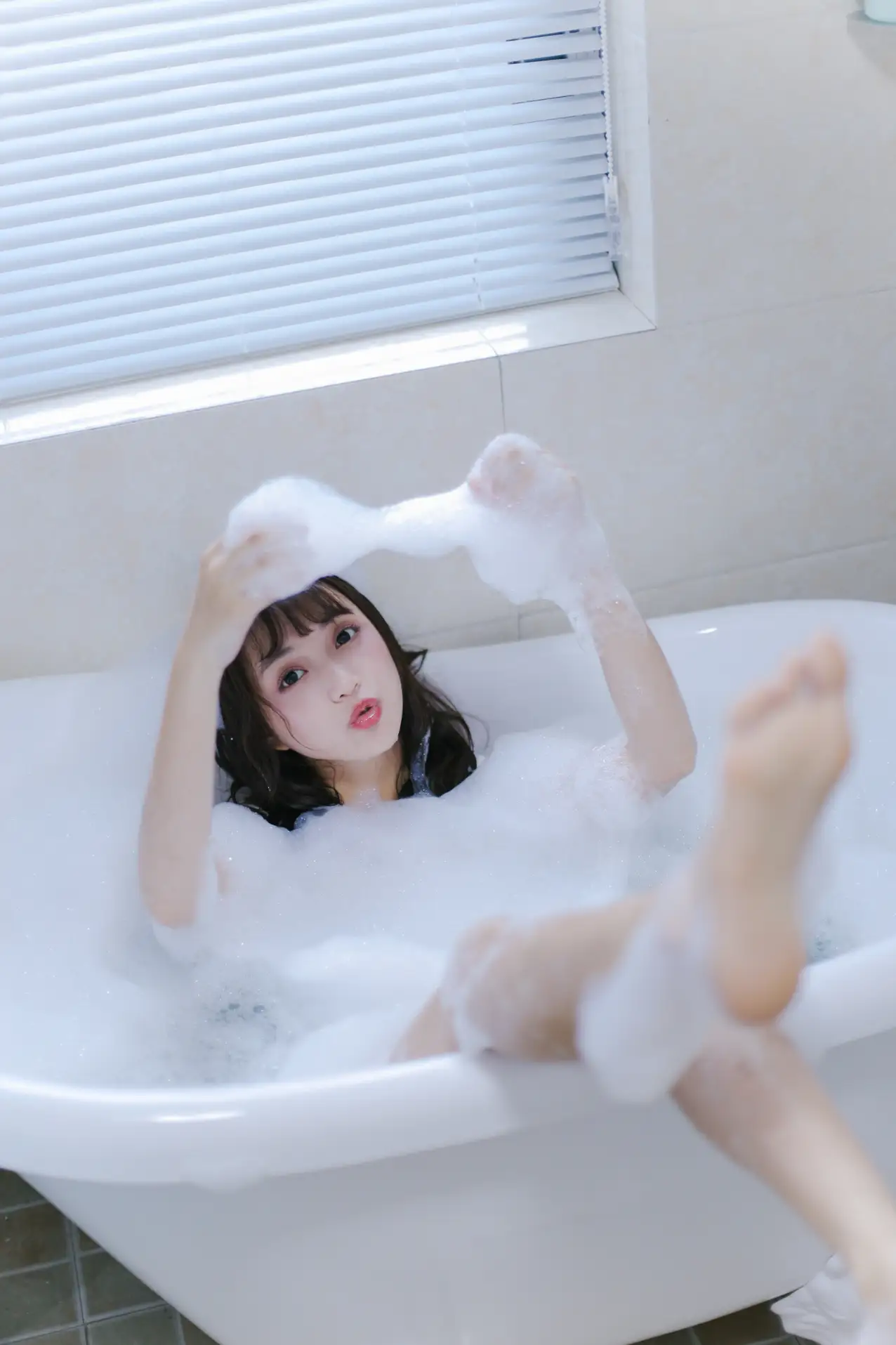 [YITUYU] 2022.08.25 VOL.1788 - Milk Bubble Bath a fish tail#[27P]-7