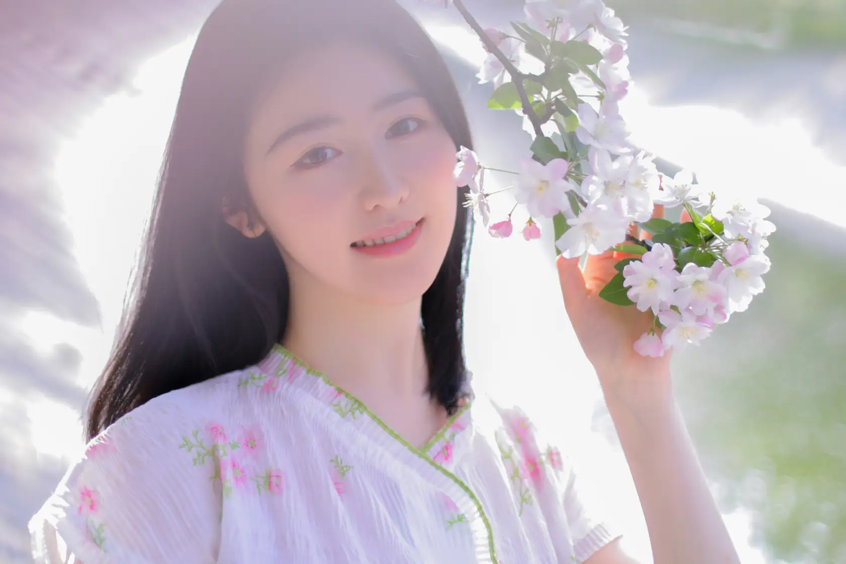 [YITUYU] 2022.08.01 Vol.1602 – Already feel the excitement of spring oeil#[29P]-8