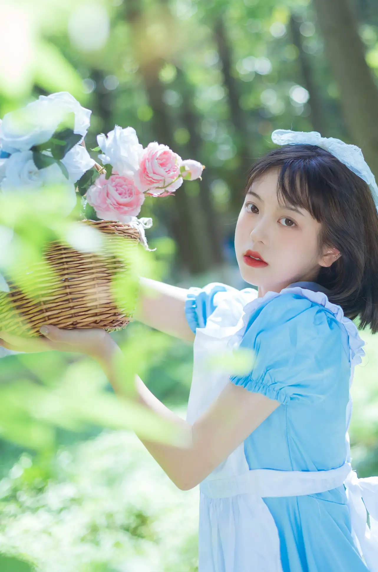 [YITUYU] 2022.08.05 Vol.1628 – Daisies and Strawberries Haji Twist#[32P]-2