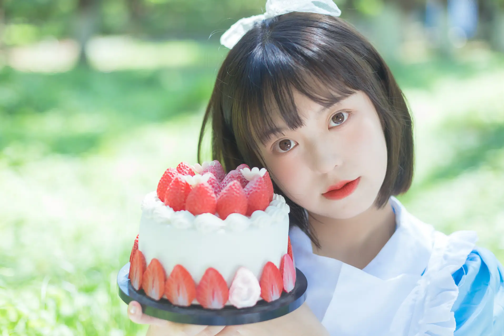 [YITUYU] 2022.08.05 Vol.1628 – Daisies and Strawberries Haji Twist#[32P]-5