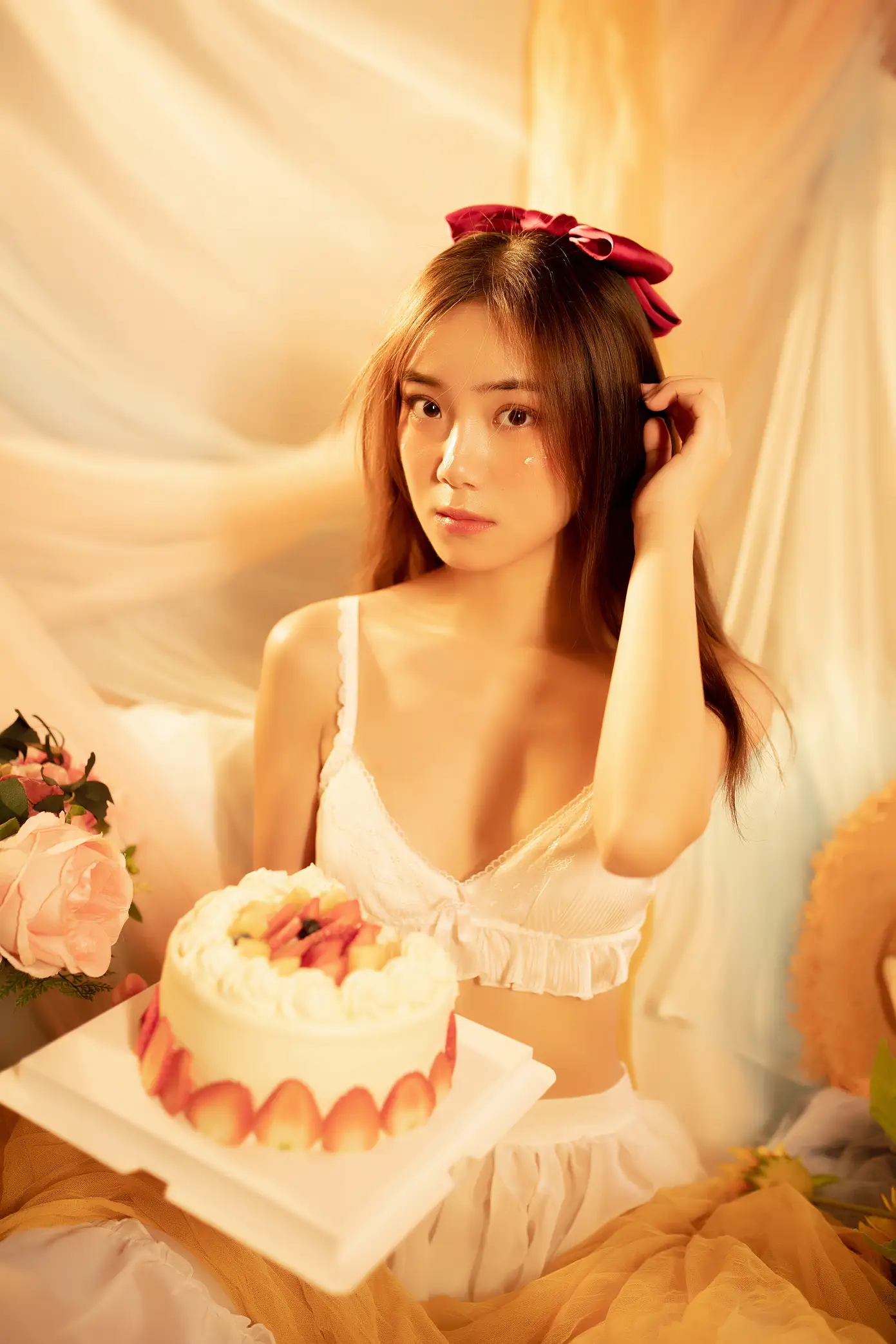 [YITUYU] 2022.08.26 Vol.1792 – Strawberry flavored cake I don't brush birds#[23P]-1