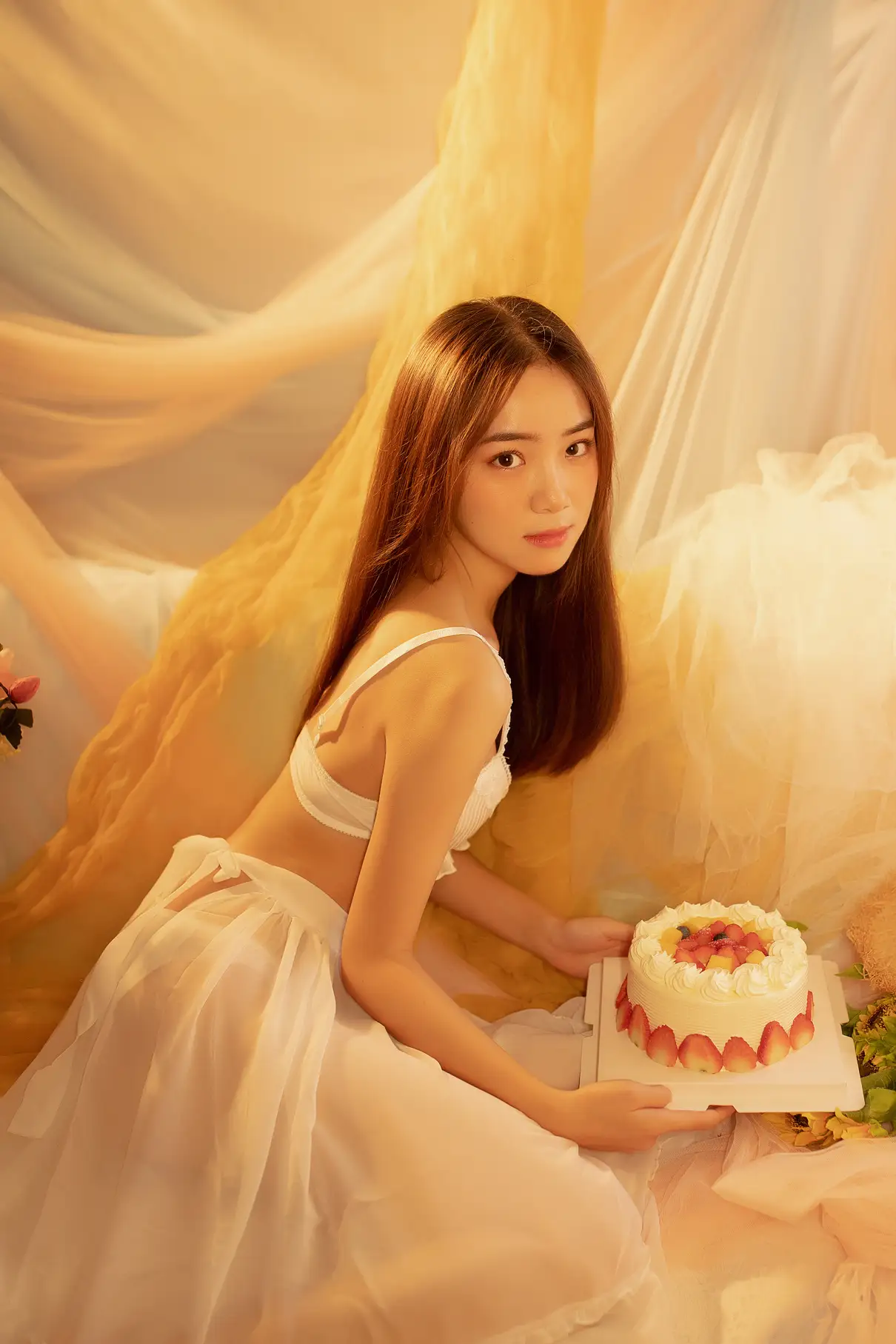 [YITUYU] 2022.08.26 Vol.1792 – Strawberry flavored cake I don't brush birds#[23P]-10