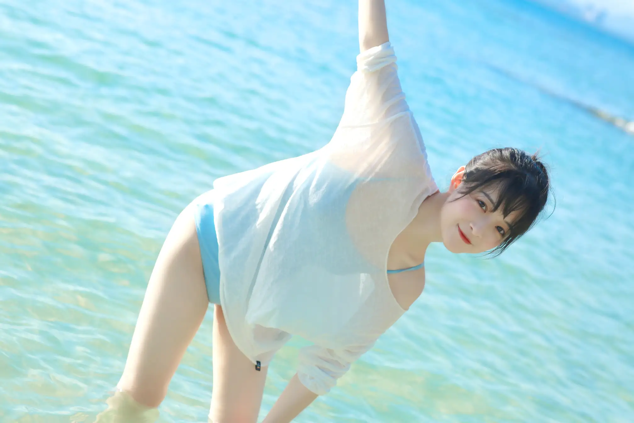 [YITUYU] 2022.06.09 Vol.1125 – The sea is a touchable blue sky Sweet wine No. 8#[25P]-3