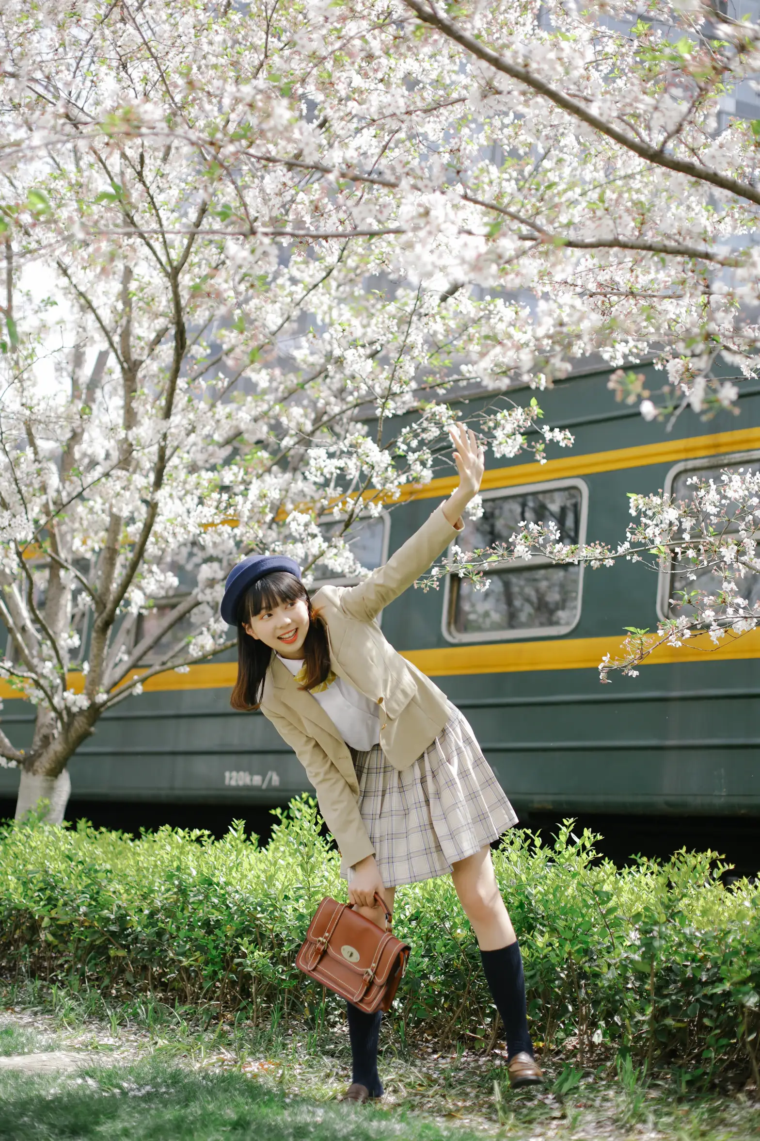 [YITUYU] 2022.06.08 Vol.1122 – Sakura Blossoms Thank you#[39P]-2