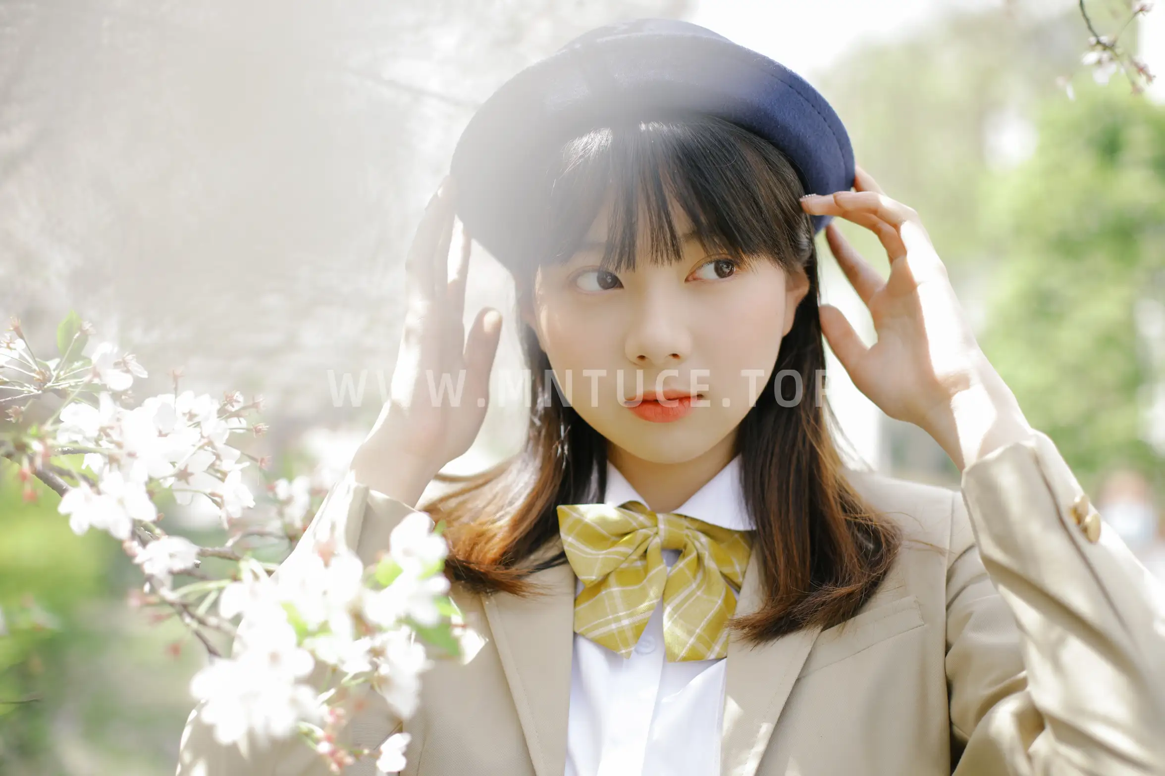 [YITUYU] 2022.06.08 Vol.1122 – Sakura Blossoms Thank you#[39P]-4