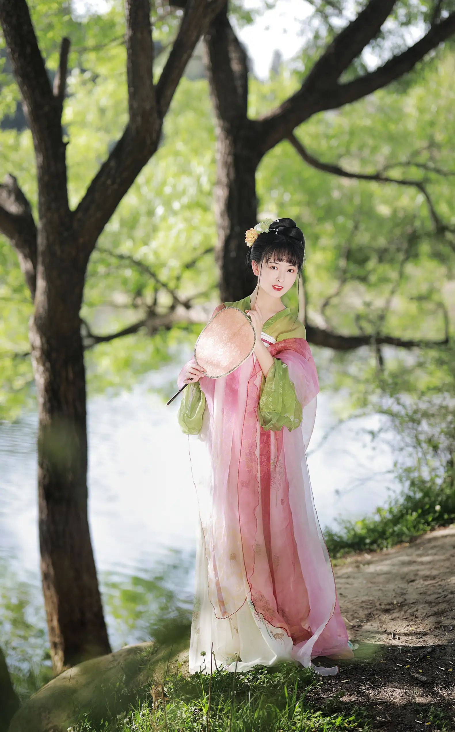 [YITUYU] 2022.07.03 Vol.1368 – Pink pink and willow green Shun Jin#[20P]-2