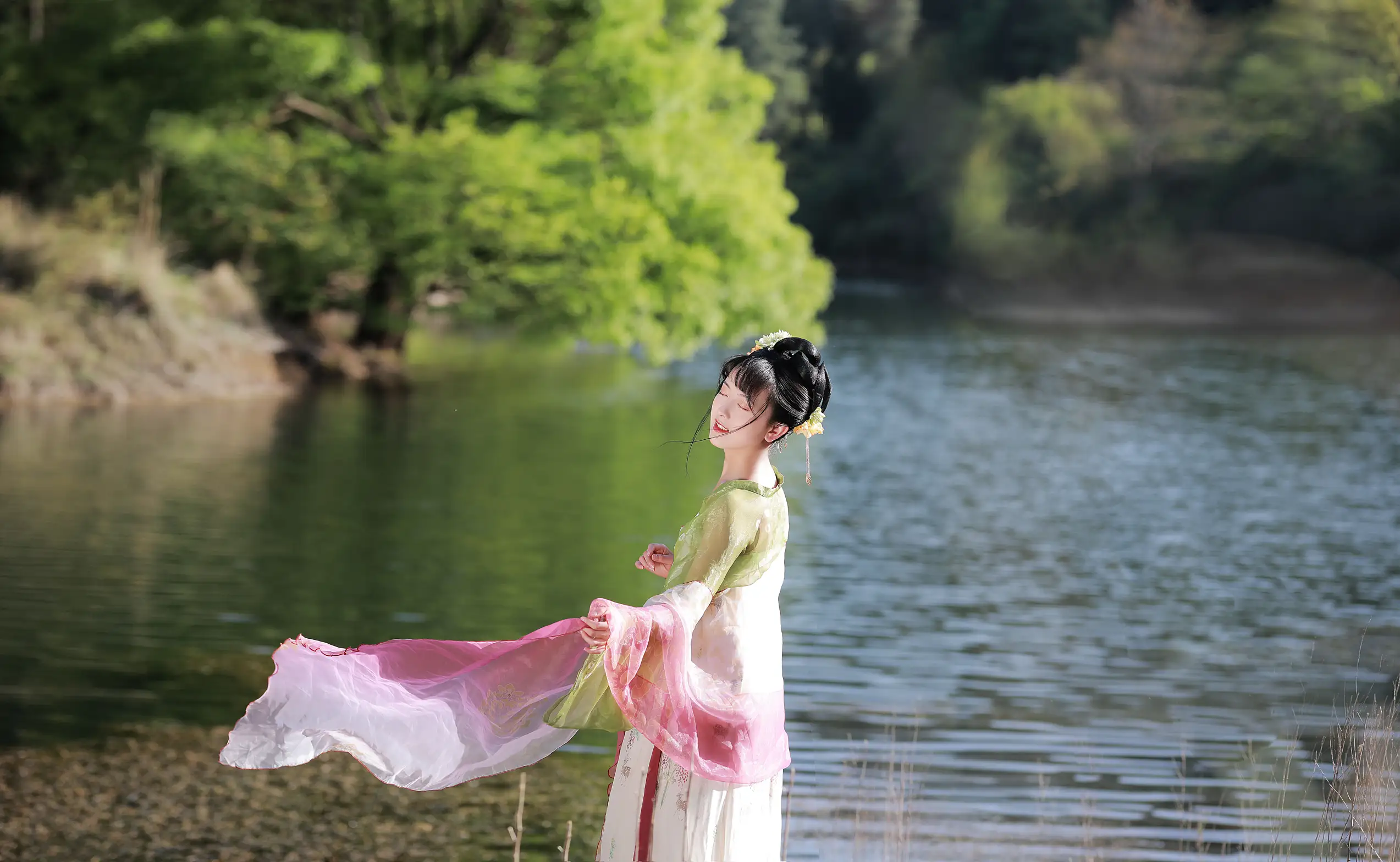 [YITUYU] 2022.07.03 Vol.1368 – Pink pink and willow green Shun Jin#[20P]-10