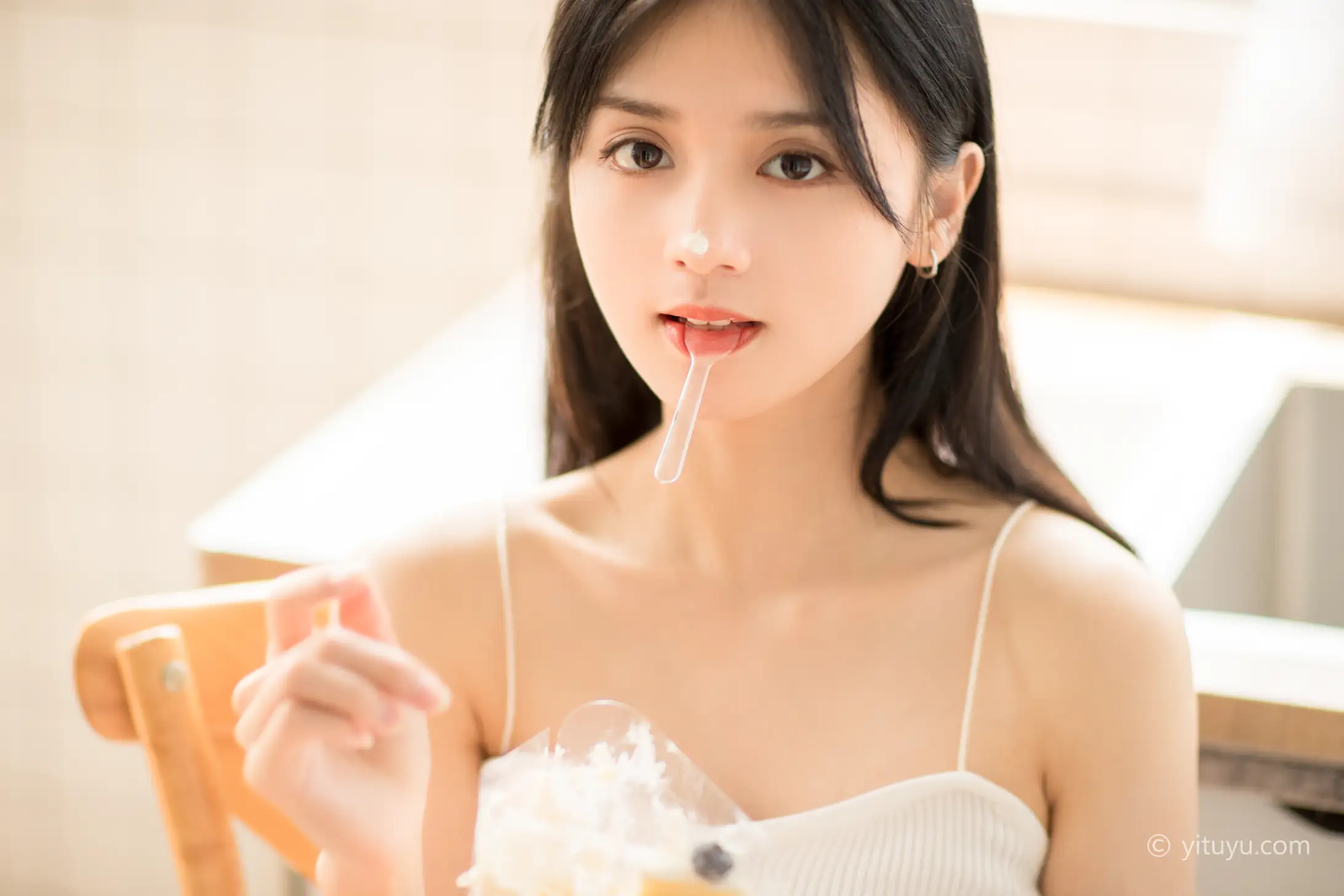 [YITUYU] 2021.05.31 Vol.064 – Love and Light Yuwen#[26P]-2