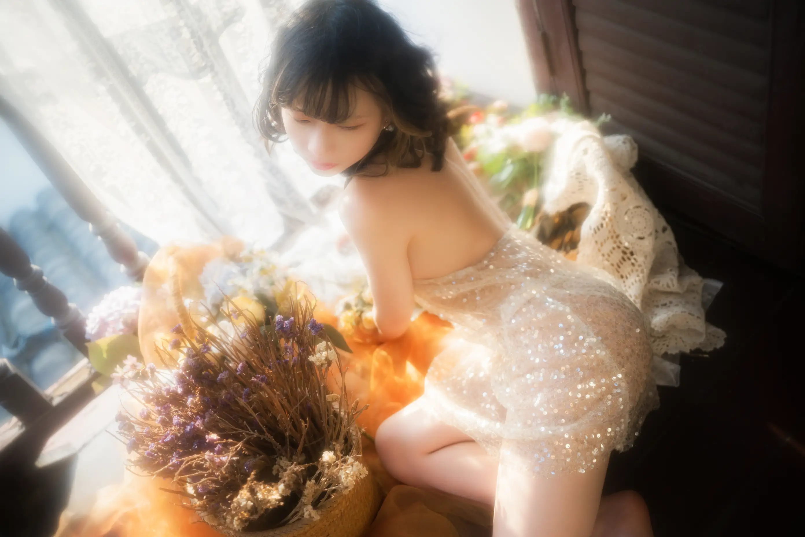 [YITUYU] 2022.07.03 Vol.1360 – Sunset outside the window Seisei Kotoku#[24P]-1