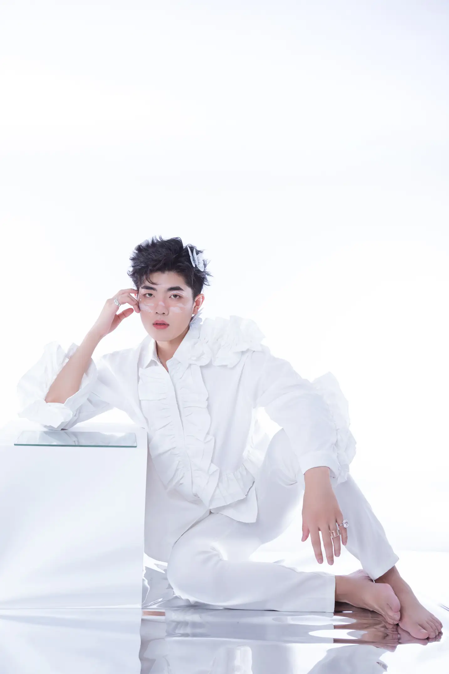 [YITUYU] 2022.07.09 Vol.1422 – White Butterfly Andrew Chen#[23P]-1