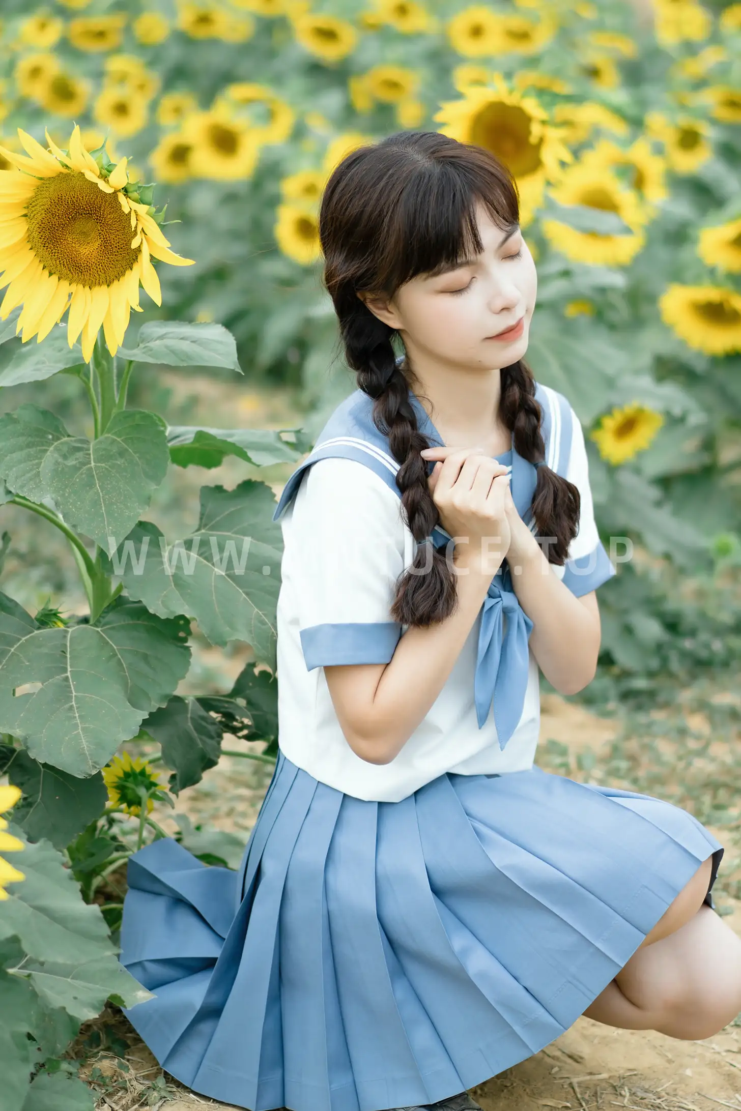 [YITUYU] 2022.11.20 Vol.2484 – Sunflower Appointment Variety of small shadows#[27P]-4