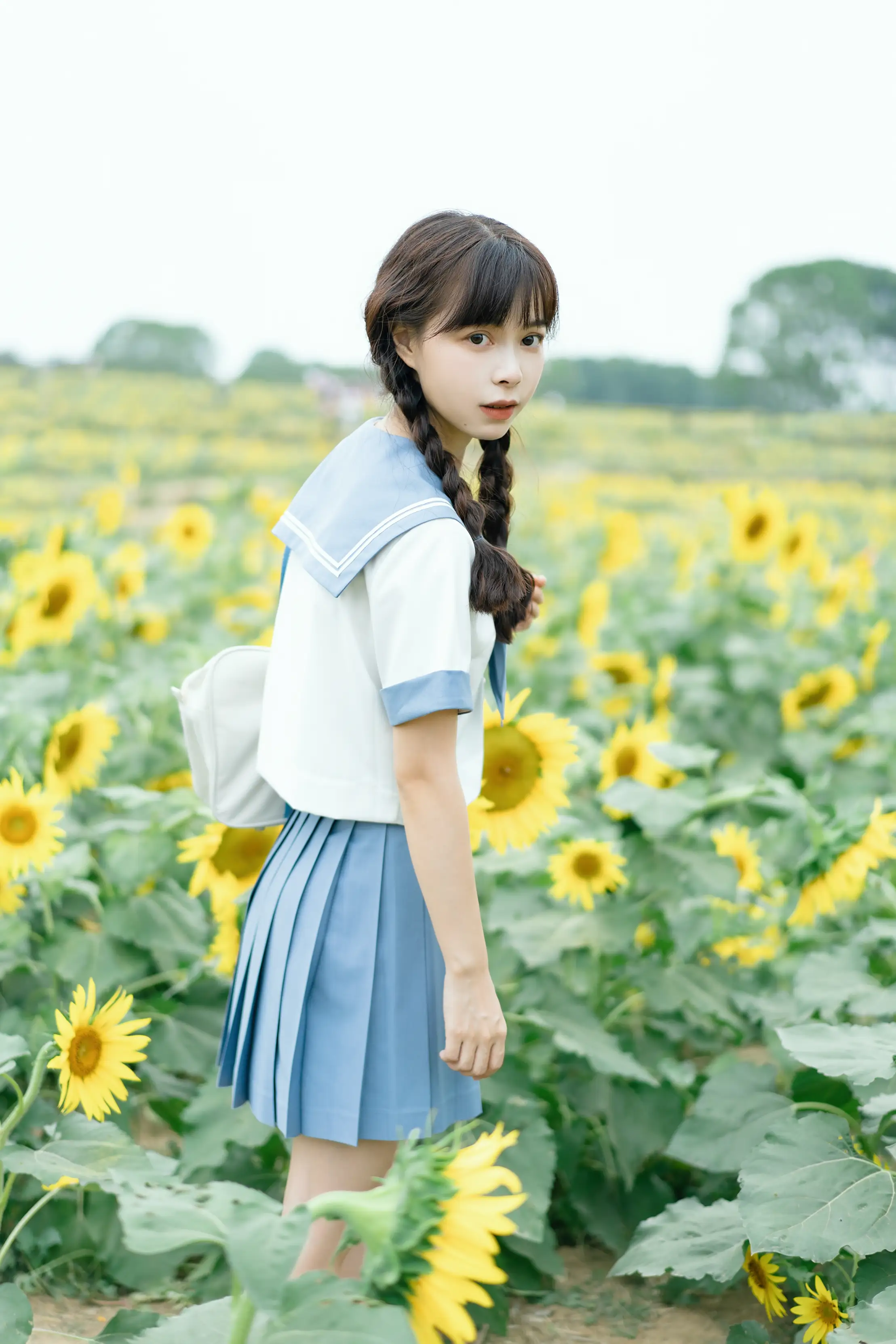 [YITUYU] 2022.11.20 Vol.2484 – Sunflower Appointment Variety of small shadows#[27P]-6