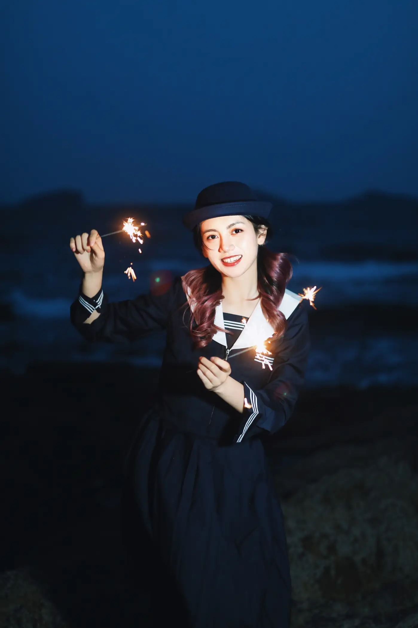 [YITUYU] 2022.11.24 Vol.2519 – Fireworks on a deserted beach Akane Akane#[25P]-2